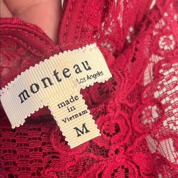 Monteau Red Lace Tank Top Size Medium - Picture 2 of 5